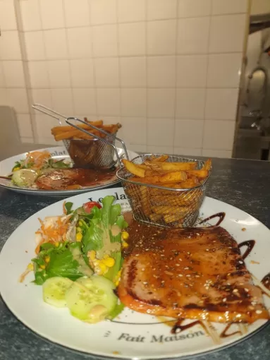 Jambon grillé, sauce miel et thym